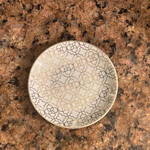 Kendra Scott Gold and White Patterned Jewelry Dish